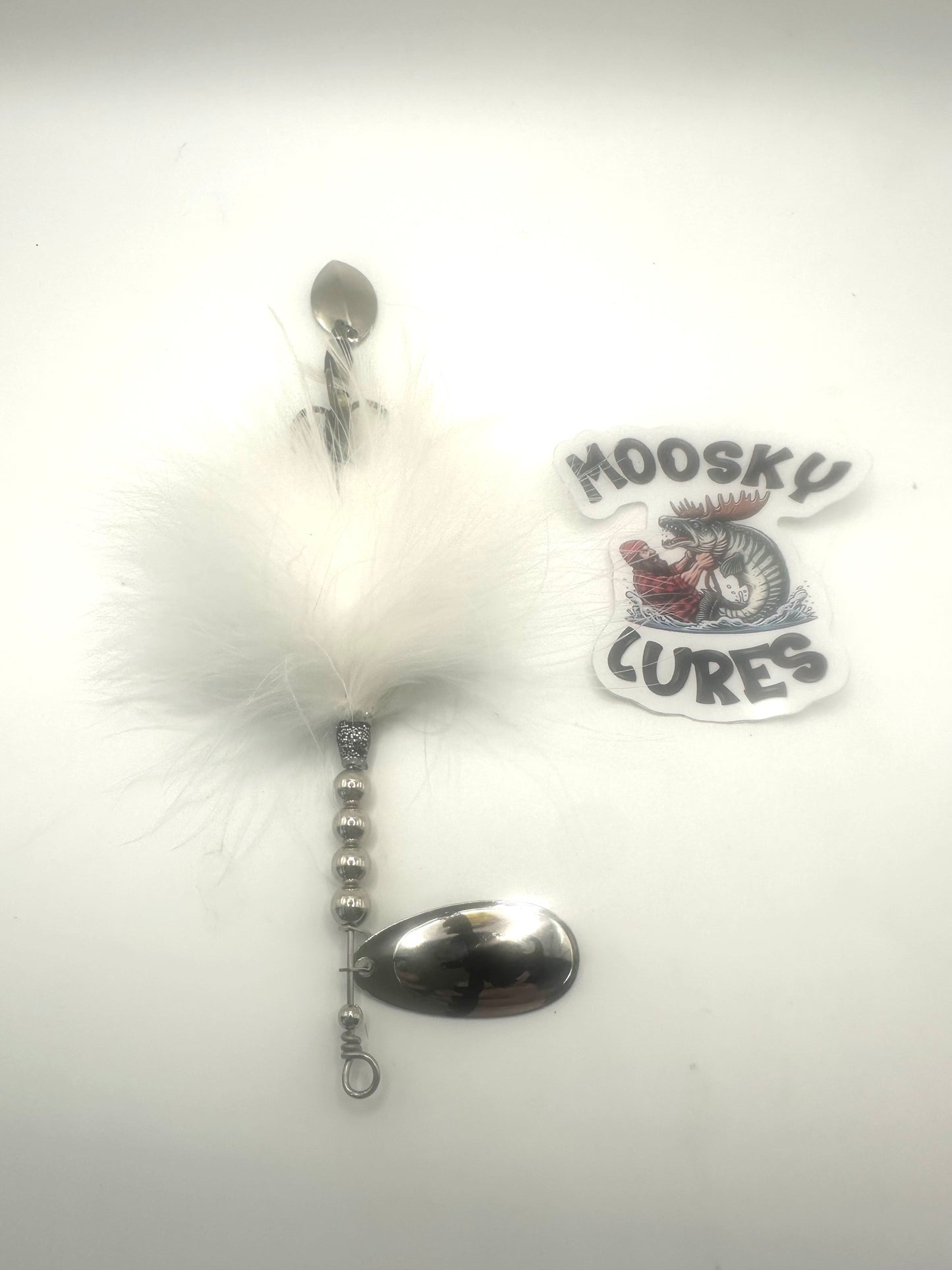 White Single Blade Tail Spin